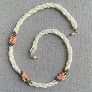 ❌SOLD❌Vintage necklace